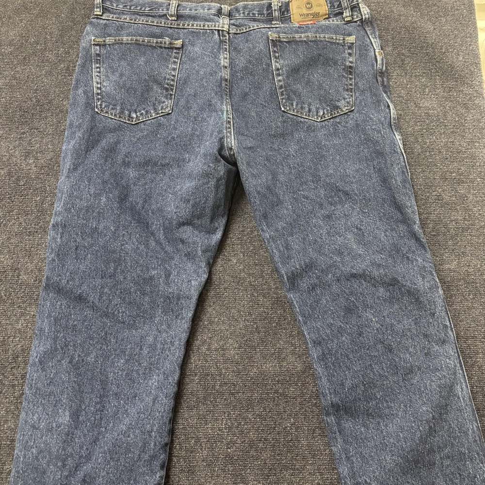 Wrangler Authentic Jeans Mens 42x29 Blue Denim‎ Regular Straight Leg Comfort
